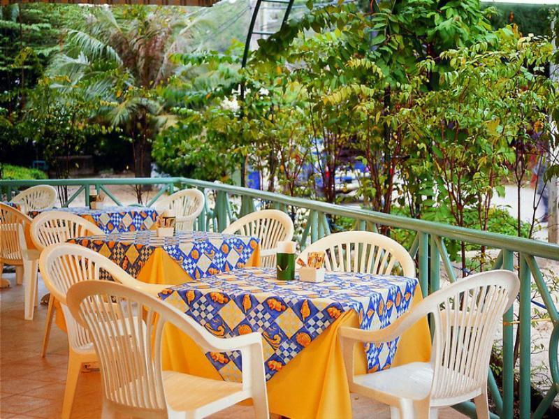 Baantonsai Garden Resort Patong Bagian luar foto