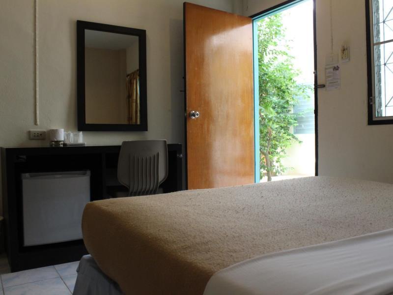 Baantonsai Garden Resort Patong Bagian luar foto